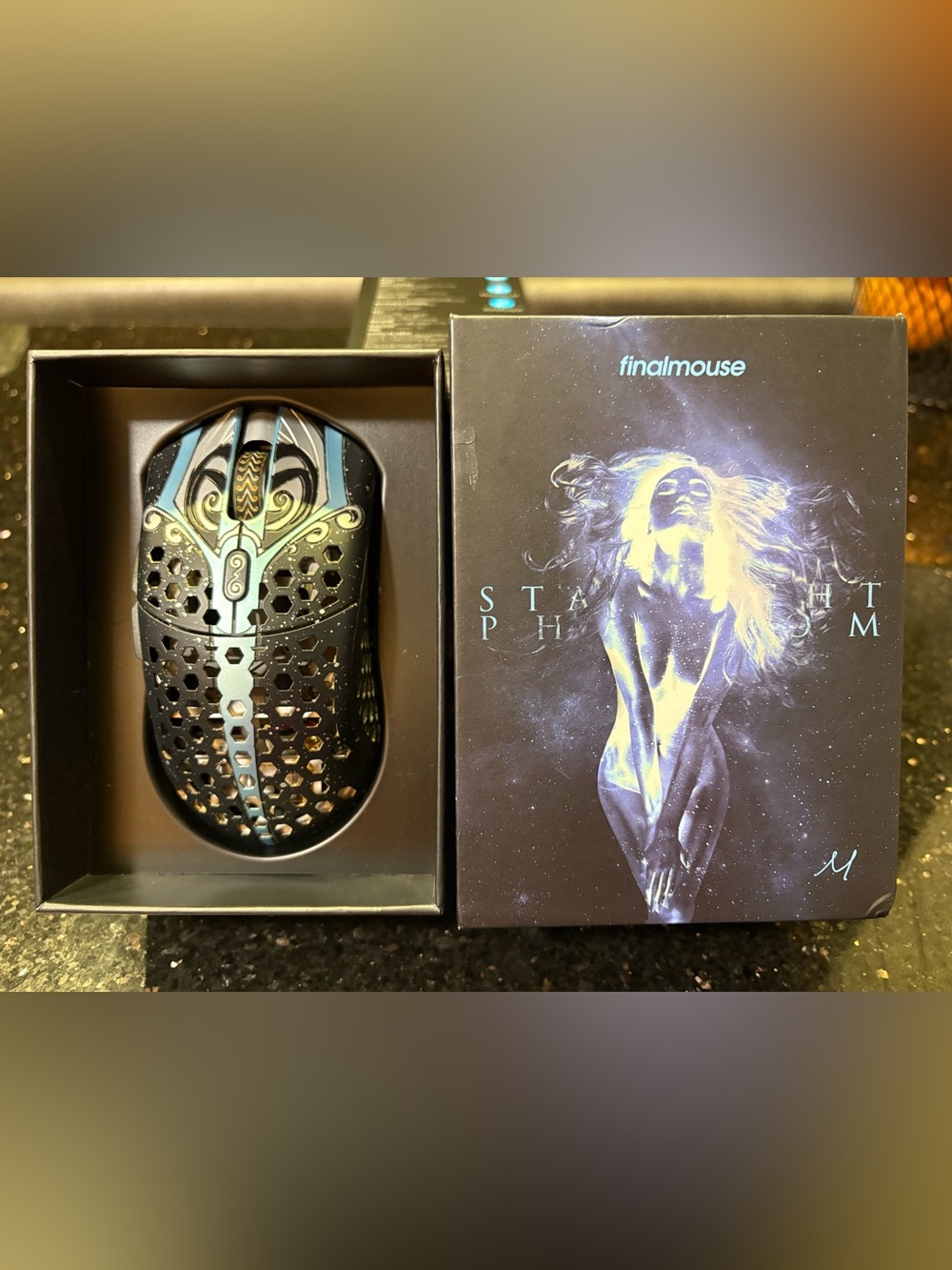 Finalmouse Starlight-12 Phantom Medium Honeycomb Gaming Mouse - Black/Light Blue